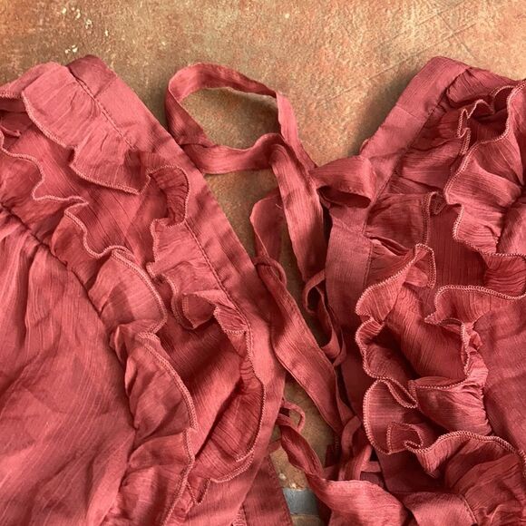 Fashion Nova open lace back dress color red brick - Picture 5 of 5